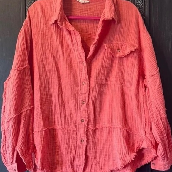 New Easel Cotton Gauze Loose Fit Button Down Shirt Coral size Small Raw Hem - Picture 6 of 10